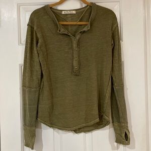 We The Free - long sleeve shirt.